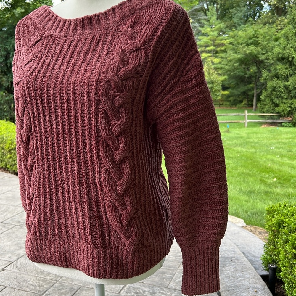 EXPRESS SWEATER - Picture 3 of 16
